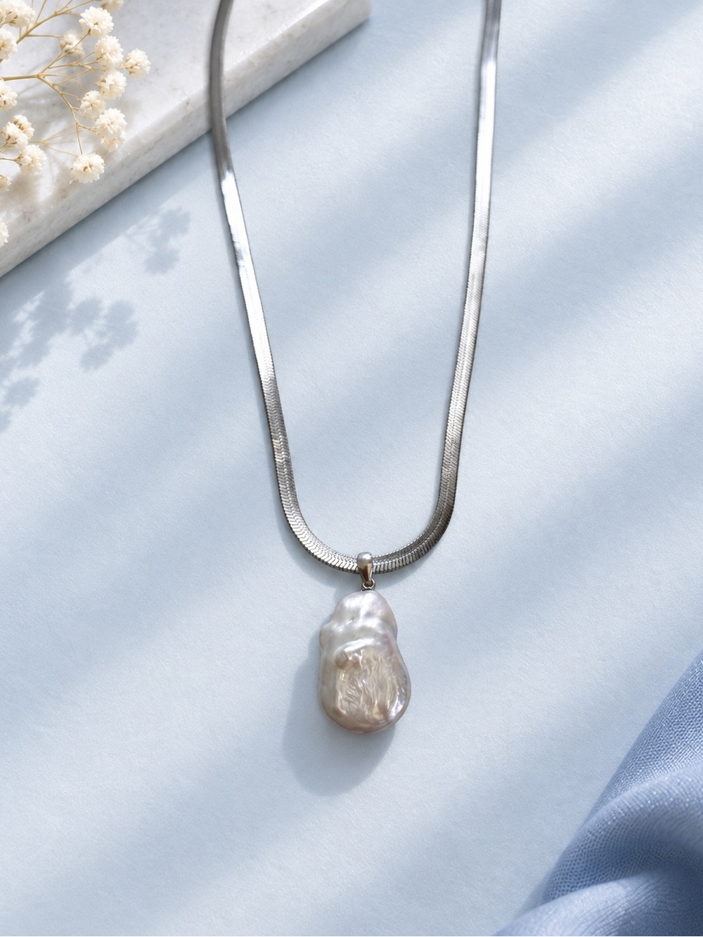 925 Sterling Silver Baroque Pearl Pendant Necklace - White Pearl